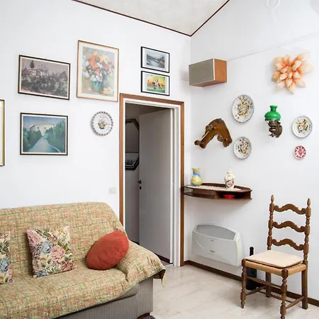 Woody - Attic With Terrace Between Lake & Mountains
