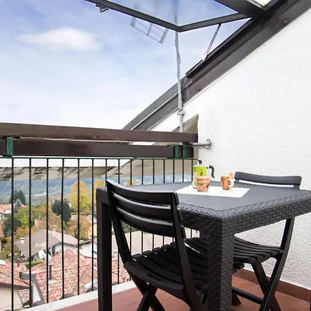 Lägenhet Woody - Attic With Terrace Between Lake & Mountains
